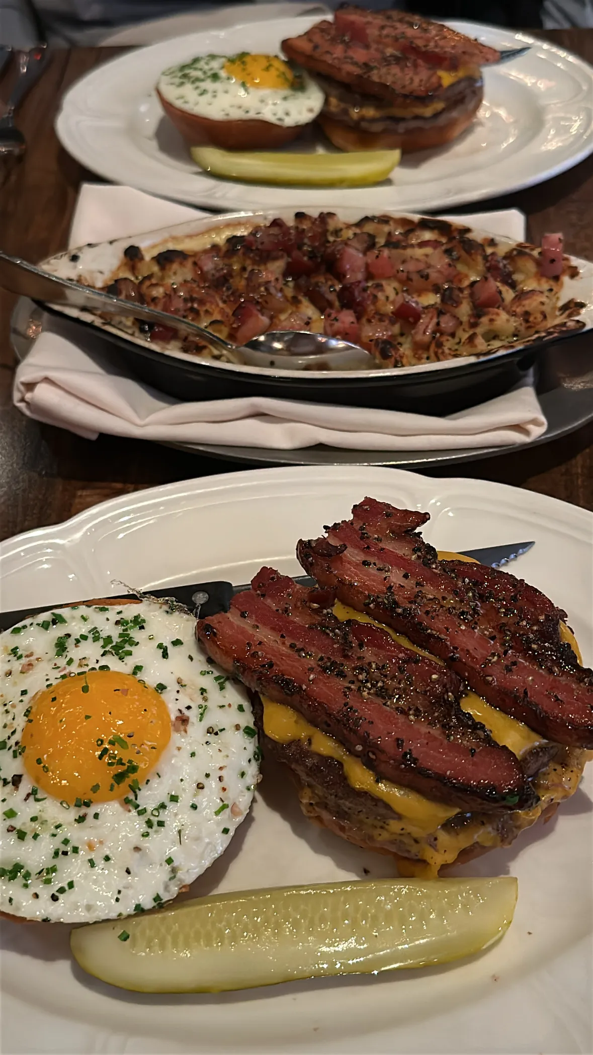 Au Cheval - Tribeca, New York City | skyskyjuly