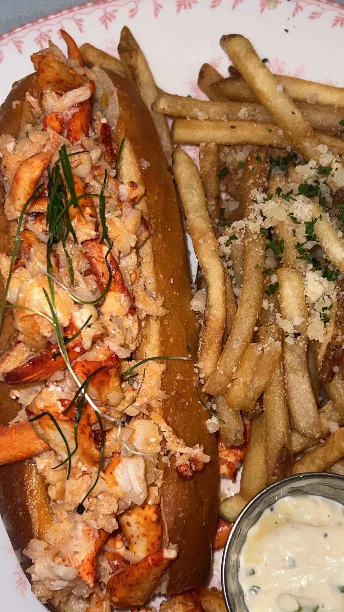Flora - Westhampton Beach, the Hamptons | skyskyjuly